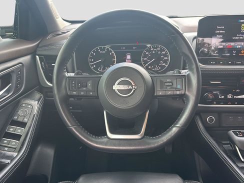 Used 2023 Nissan Rogue SL FWD image 14