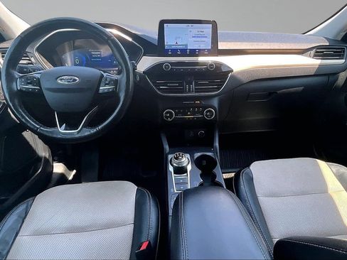 Used 2021 Ford Escape Titanium w/ Titanium Elite Package AWD/4WD image 19