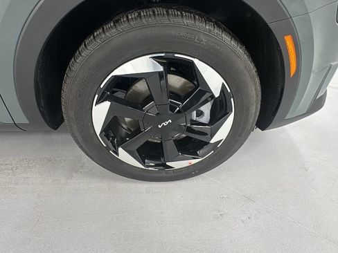 New 2026 Kia Sorento EX AWD/4WD image 9