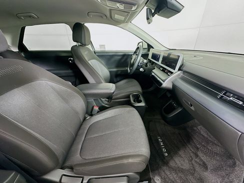 Used 2024 Hyundai Ioniq 5 SEL image 31