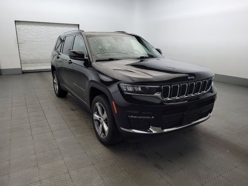 Used 2022 Jeep Grand Cherokee L Limited image 13