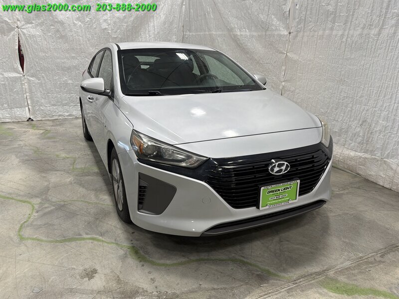Used 2018 Hyundai Ioniq Blue FWD image 32