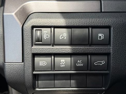 Certified 2025 Toyota 4Runner TRD Off-Road Premium AWD/4WD image 39