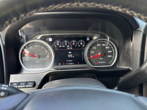 Used 2019 Chevrolet Silverado 1500 High Country w/ Technology Package AWD/4WD image 32