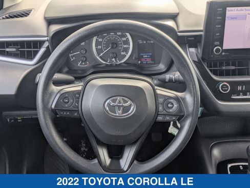Used 2022 Toyota Corolla LE image 16