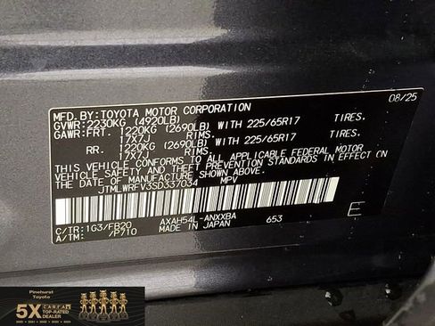 Certified 2025 Toyota RAV4 LE AWD/4WD image 33