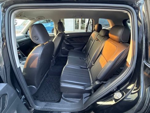 Used 2022 Volkswagen Tiguan SE AWD/4WD image 26