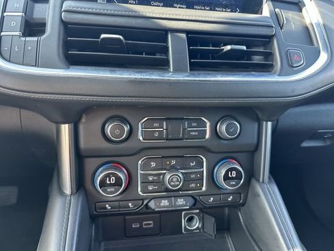 Used 2022 Chevrolet Tahoe Z71 w/ Max Trailering Package AWD/4WD image 20