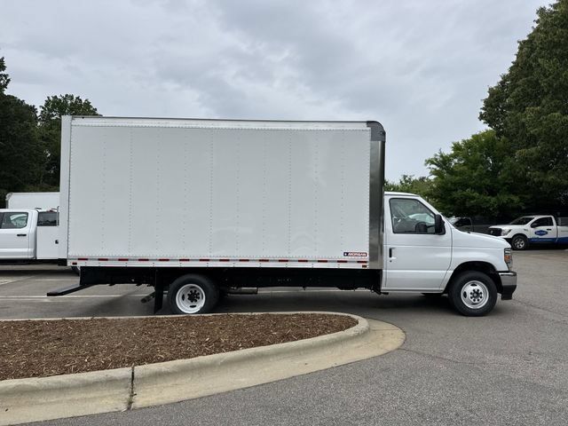 New 2027 Ford E-350 and Econoline 350 Super Duty w/ Driver's Safety Package RWD image 9