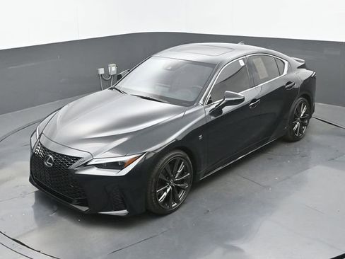 Used 2025 Lexus IS 350 F Sport RWD image 31