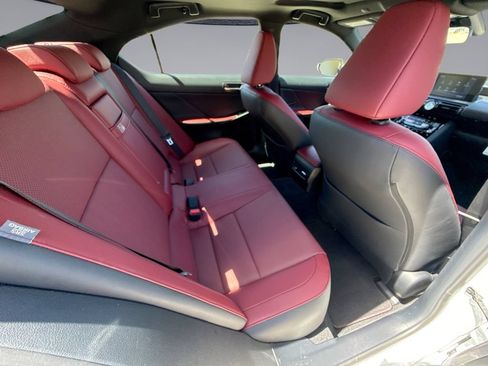 Used 2025 Lexus IS 350 F Sport RWD image 17