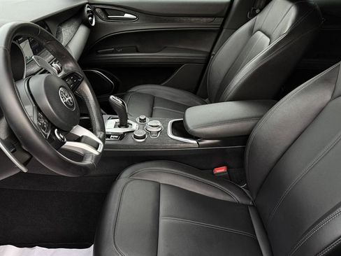 Used 2023 Alfa Romeo Stelvio Sprint AWD/4WD image 29