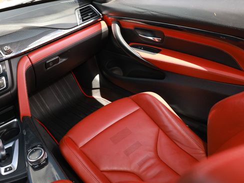 Used 2016 BMW M4 Coupe RWD image 25