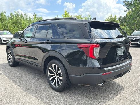Used 2022 Ford Explorer ST-Line w/ Class IV Trailer Tow Package RWD image 9