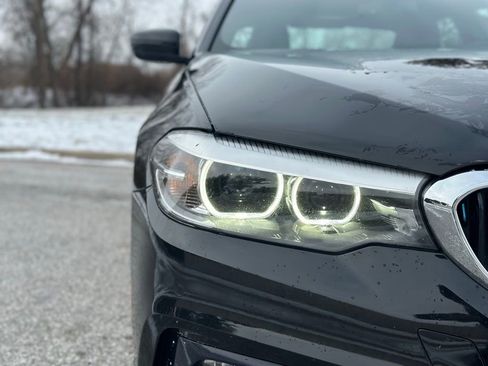 Used 2018 BMW 530e xDrive image 12