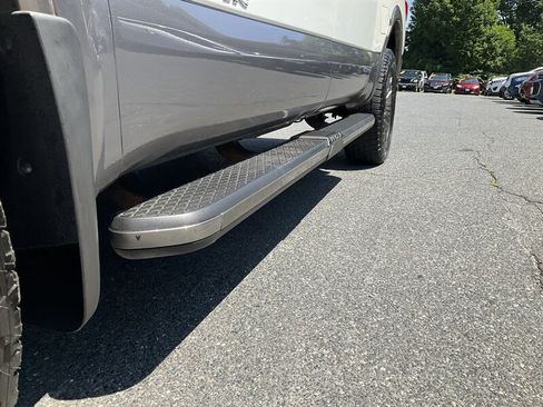 Used 2017 Nissan Titan Platinum Reserve AWD/4WD image 10