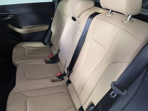 Used 2025 Audi Q8 Premium w/ Convenience Package image 16