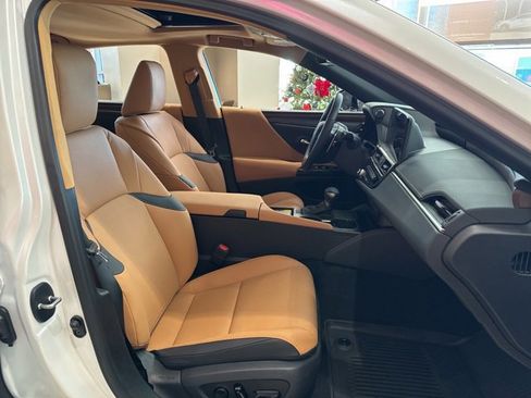 New 2025 Lexus ES 350 w/ Premium Package image 45
