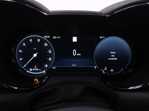 New 2026 Alfa Romeo Tonale AWD/4WD image 9