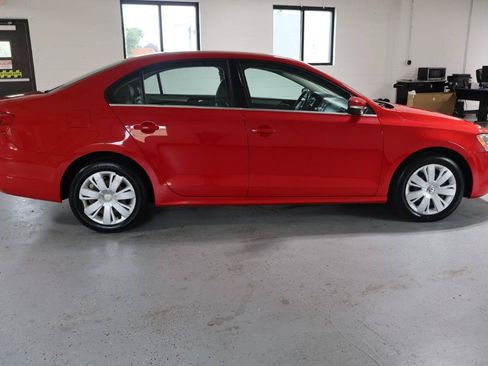 Used 2013 Volkswagen Jetta SE FWD image 11