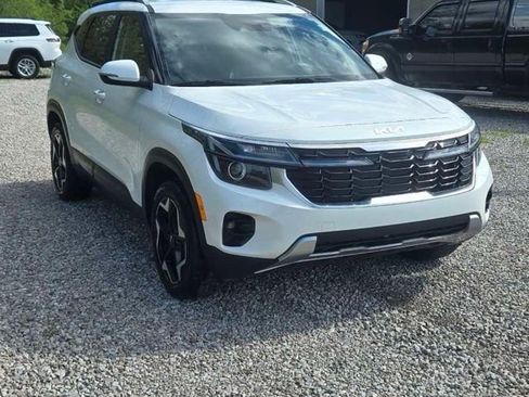 Used 2025 Kia Seltos S AWD/4WD image 12