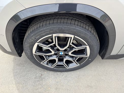 Used 2025 BMW X1 xDrive28i w/ Convenience Package image 13