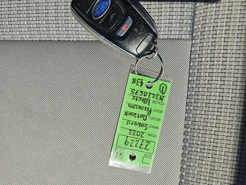 Used 2022 Subaru Outback Premium AWD/4WD image 30