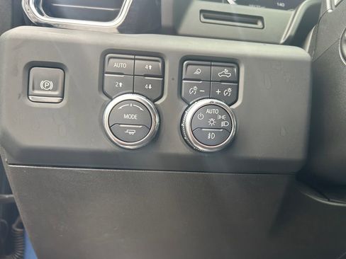 Used 2024 GMC Sierra 1500 Denali AWD/4WD image 22