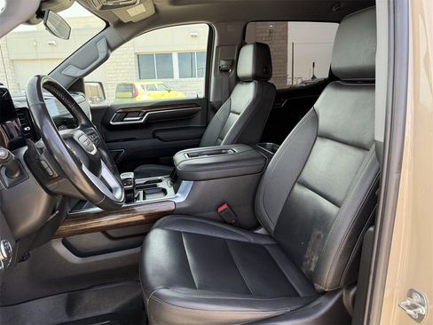 Used 2022 GMC Sierra 1500 Elevation w/ Elevation Premium Package image 23