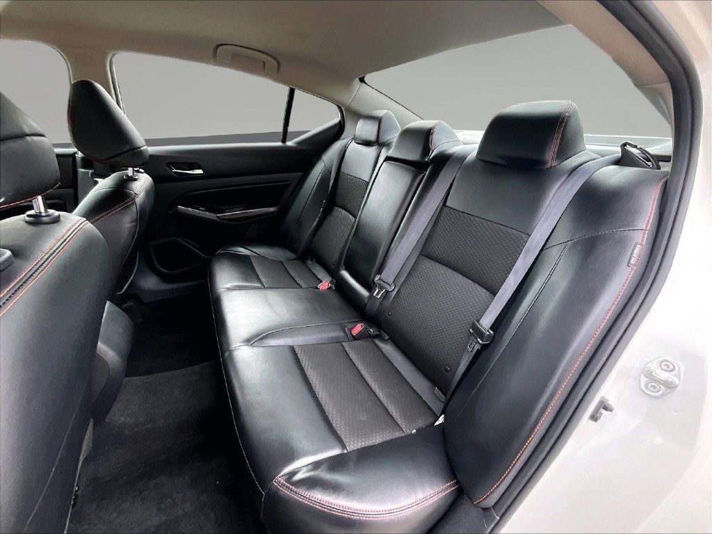 Used 2024 Nissan Altima 2.5 SR FWD image 26