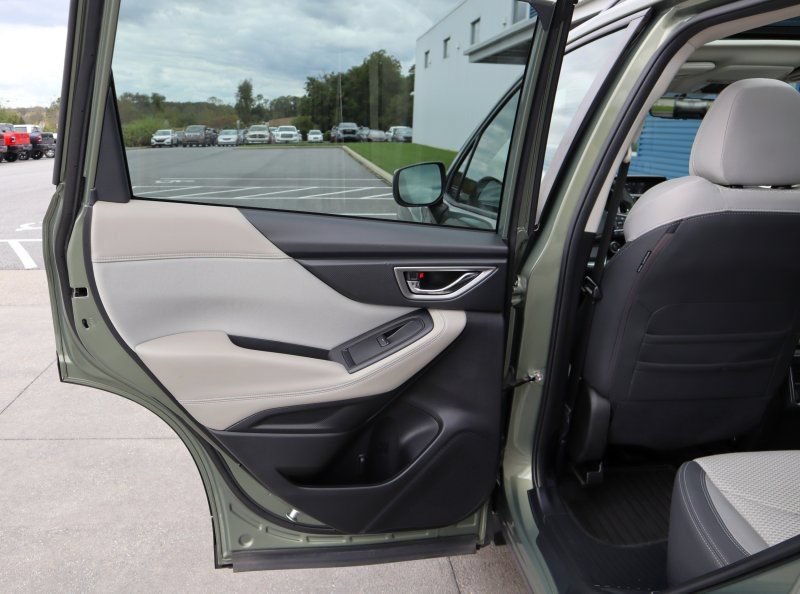 Used 2021 Subaru Forester Premium AWD/4WD image 16