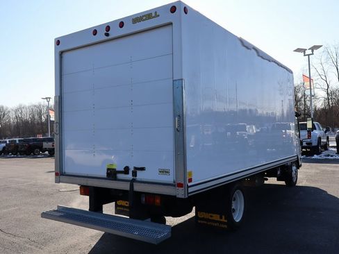 New 2025 Chevrolet Low Cab Forward image 31