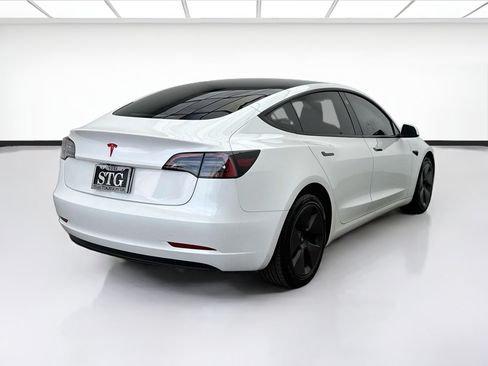 Used 2023 Tesla Model 3 Standard Range RWD image 4