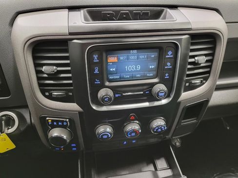 Used 2017 RAM 1500 Express w/ Express Value Package AWD/4WD image 7