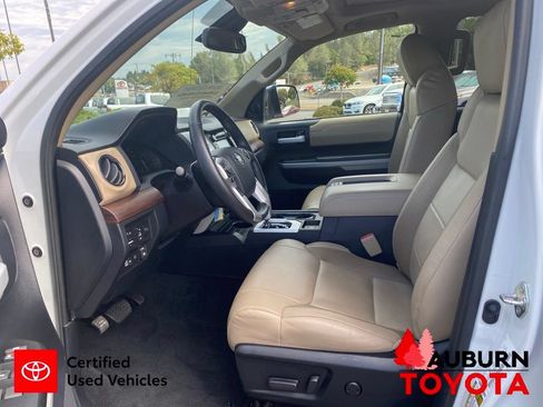 Certified 2019 Toyota Tundra Limited w/ Limited Premium Package AWD/4WD image 32