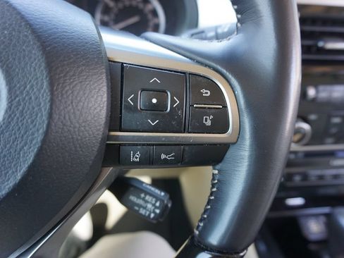 Used 2023 Lexus GX 460 Luxury w/ Accessory Package AWD/4WD image 9
