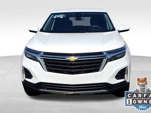 Used 2023 Chevrolet Equinox LT image 3