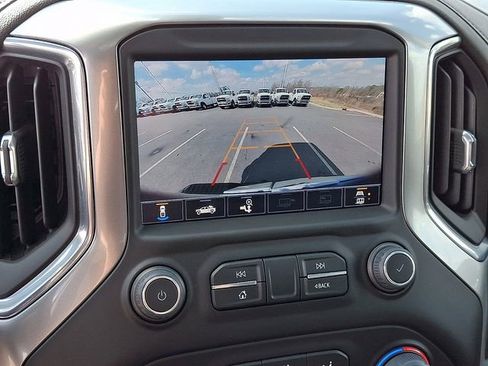 Used 2022 Chevrolet Silverado 1500 LT Trail Boss w/ LT Trail Boss Premium Package image 19