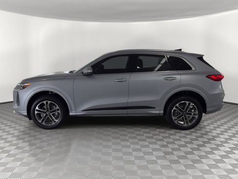 New 2026 Audi Q5 Premium AWD/4WD image 2
