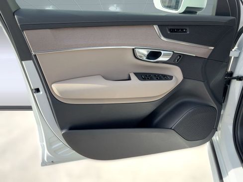 New 2026 Volvo XC90 T8 Plus image 20