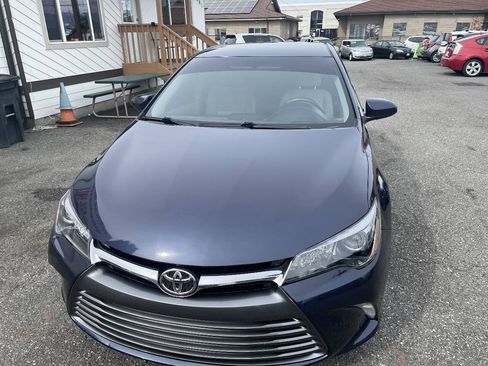 Used 2015 Toyota Camry LE FWD image 3