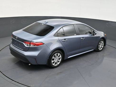 Used 2025 Toyota Corolla LE FWD image 15