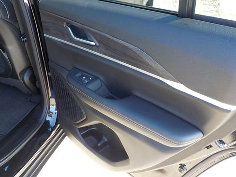 New 2025 Jeep Grand Cherokee Limited w/ Black Appearance Package image 12