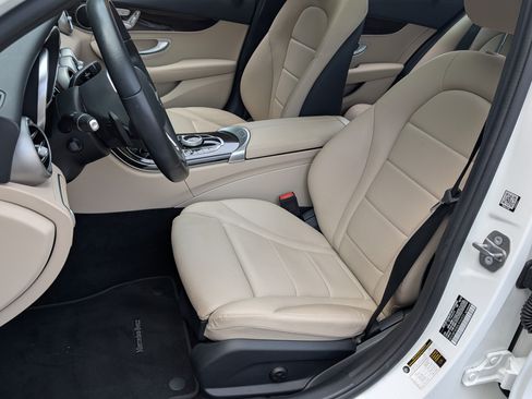 Used 2020 Mercedes-Benz C 300 Sedan image 17