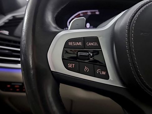 Used 2022 BMW X5 sDrive40i w/ M Sport Package RWD image 22