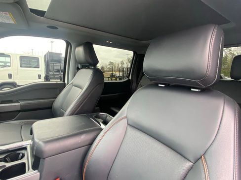 Certified 2025 Ford F250 Lariat w/ Lariat Ultimate Package image 21