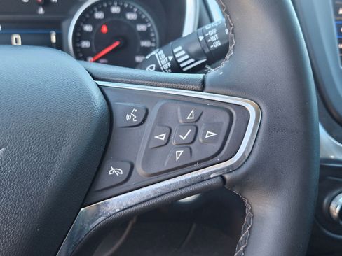 Used 2024 Chevrolet Equinox LT w/ LPO, Floor Liner Package image 18