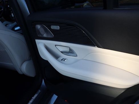 New 2026 Mercedes-Benz GLE 580 4MATIC image 16