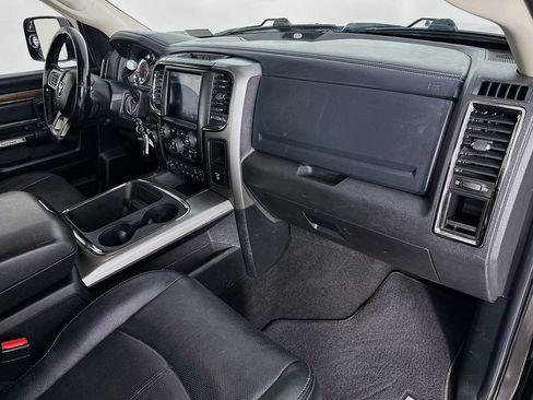 Used 2018 RAM 2500 Laramie w/ Sport Appearance Group AWD/4WD image 31