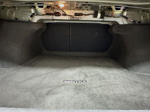 Used 2024 Nissan Sentra SV image 27